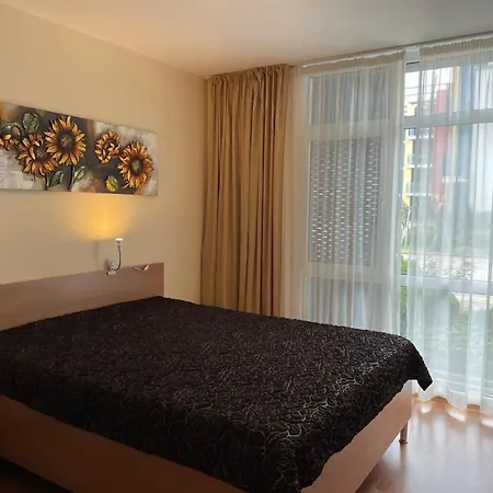 Elit-4 Private Apartments-sunny בורגאס
